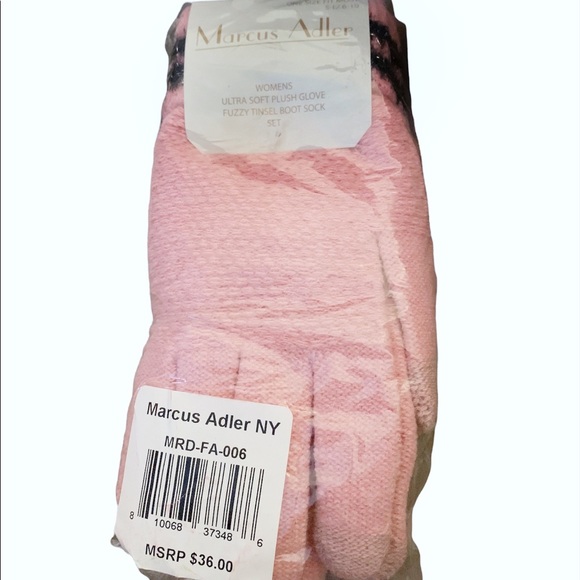 NWT MARCUS ADLER NEW YORK
Tinsley Glove and Cozy Sock Set - Picture 2 of 2